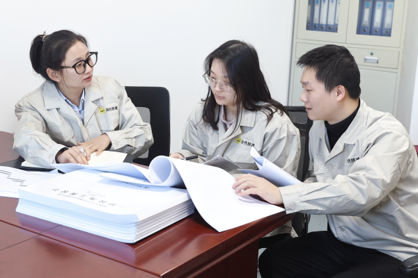 1767859773792237.png 郭辉3_副本.png